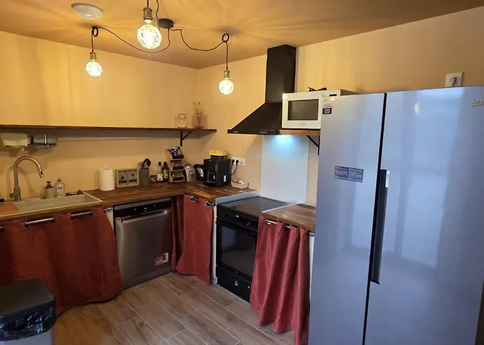 Holiday home Domaine Caloin - *